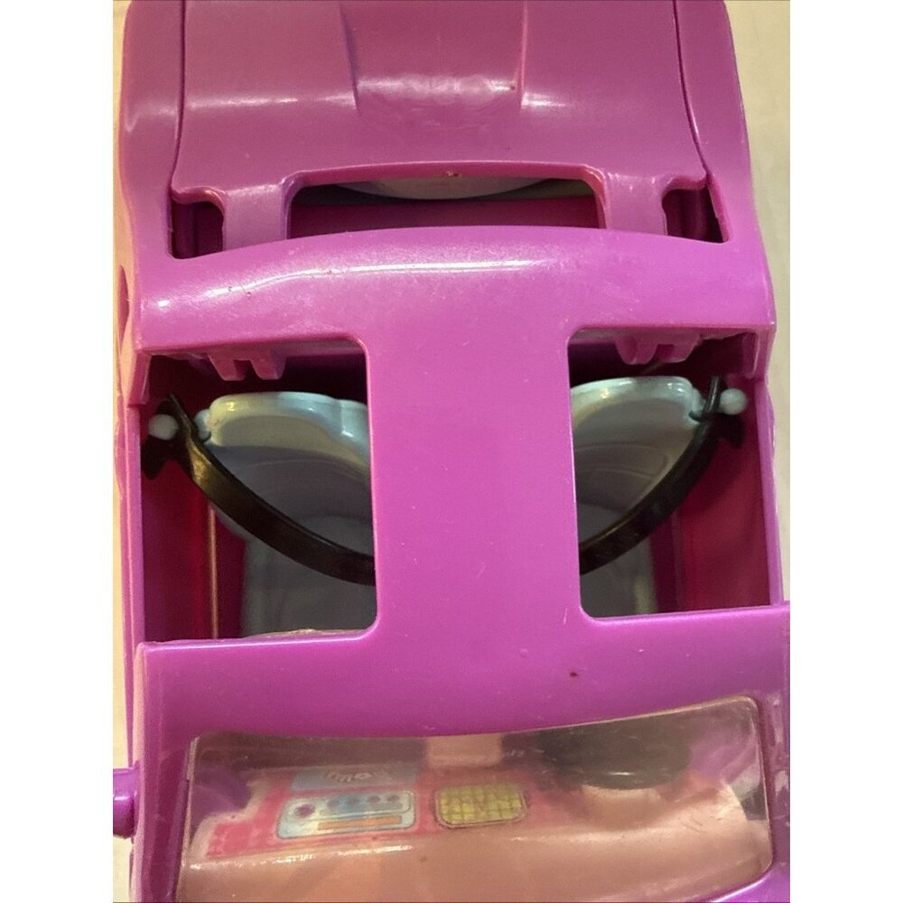 Vintage Mattel Polly Pocket Pink Flower Car Convertible With 2 Dolls 2005 - Picture 8 of 16